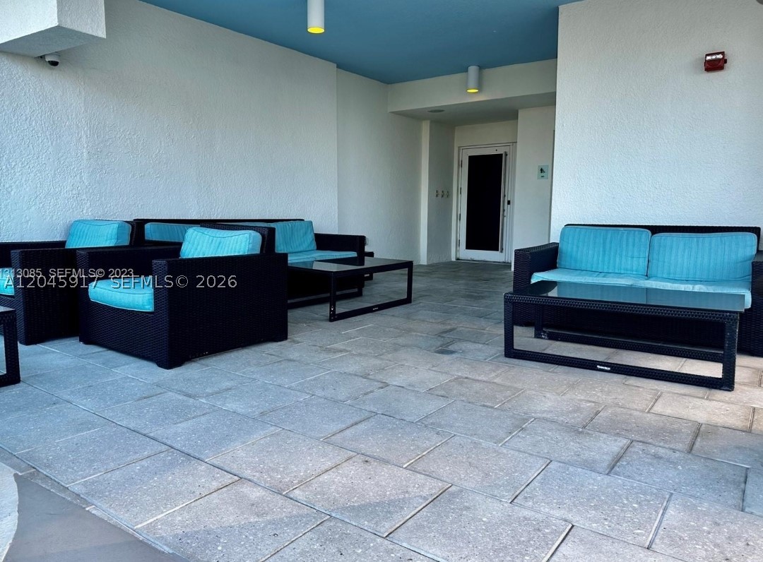 9172 Collins Ave #218, Surfside FL 33154