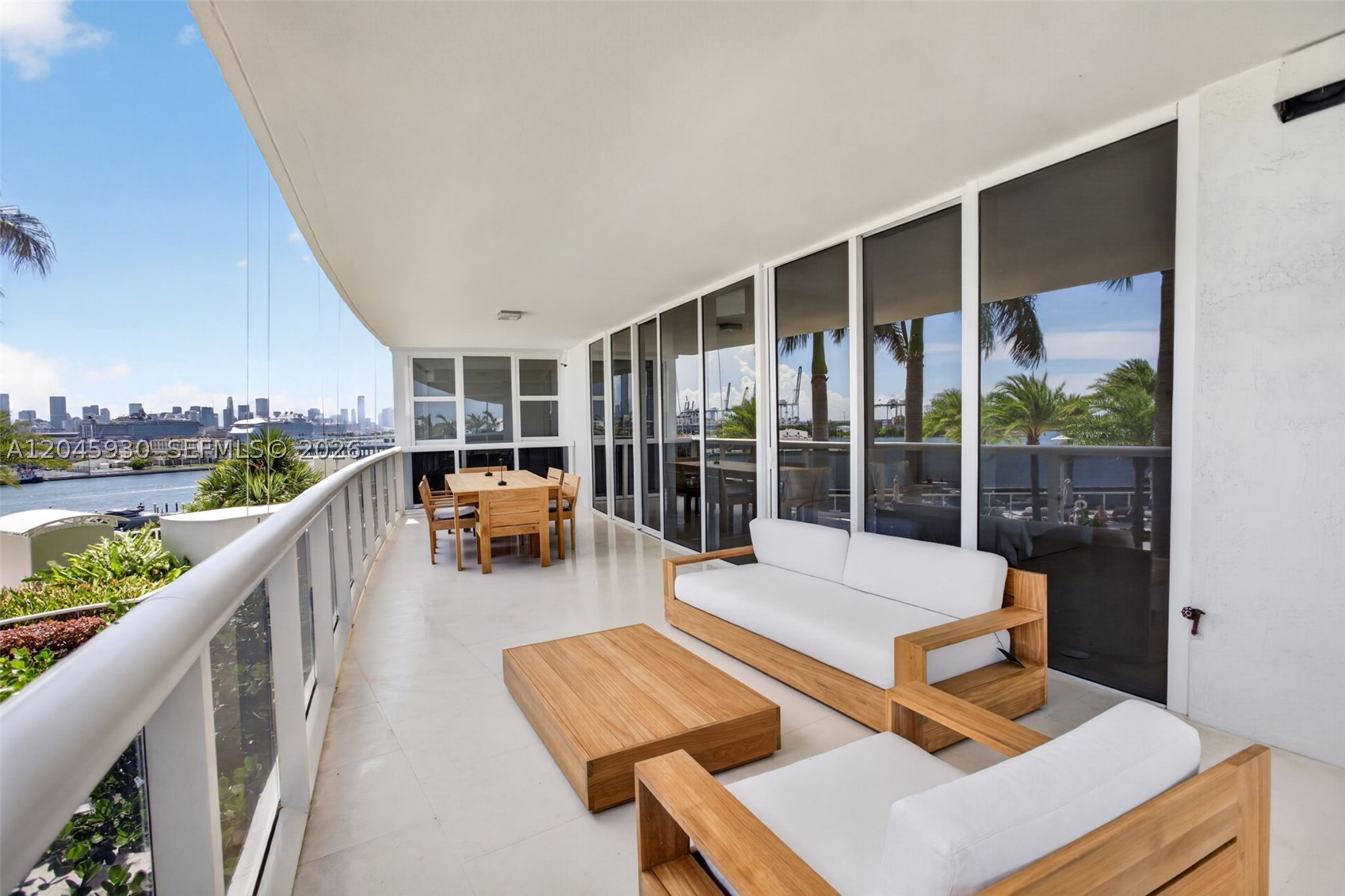 400 Alton Rd #706, Miami Beach FL 33139