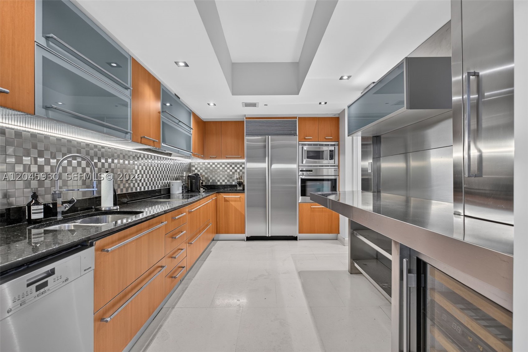 400 Alton Rd #706, Miami Beach FL 33139
