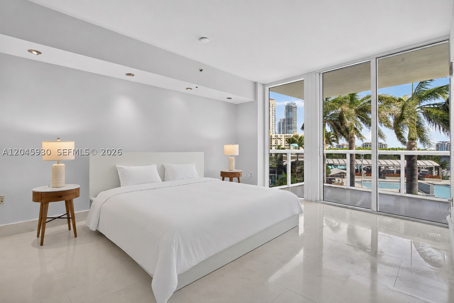 400 Alton Rd #706, Miami Beach FL 33139
