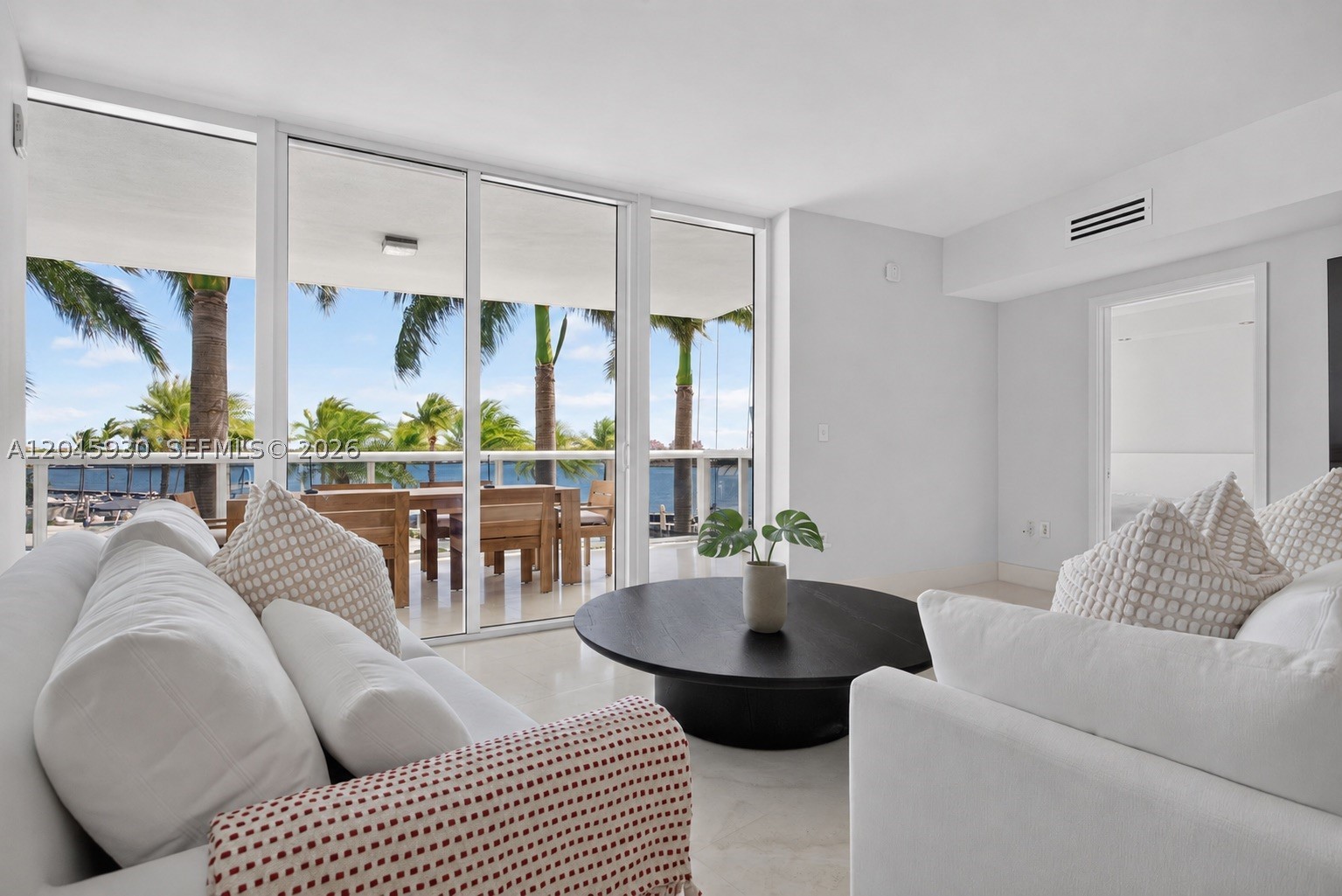 400 Alton Rd #706, Miami Beach FL 33139