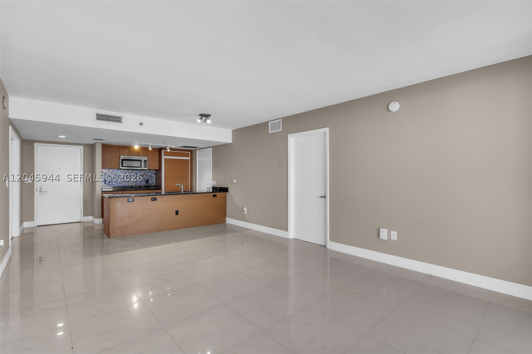 50 Biscayne Blvd #4208, Miami FL 33132