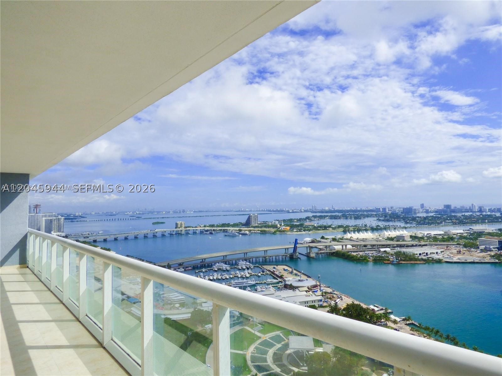 50 Biscayne Blvd #4208, Miami FL 33132