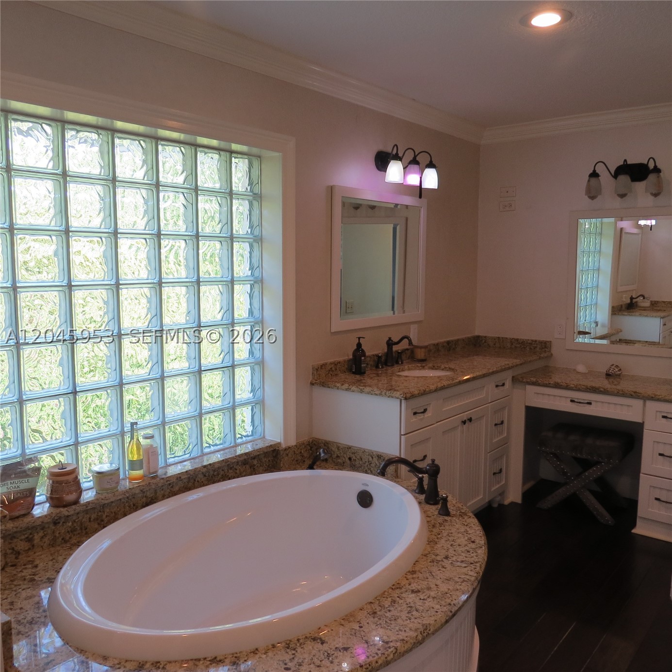 542 N Cypress Dr #542, Tequesta FL 33469