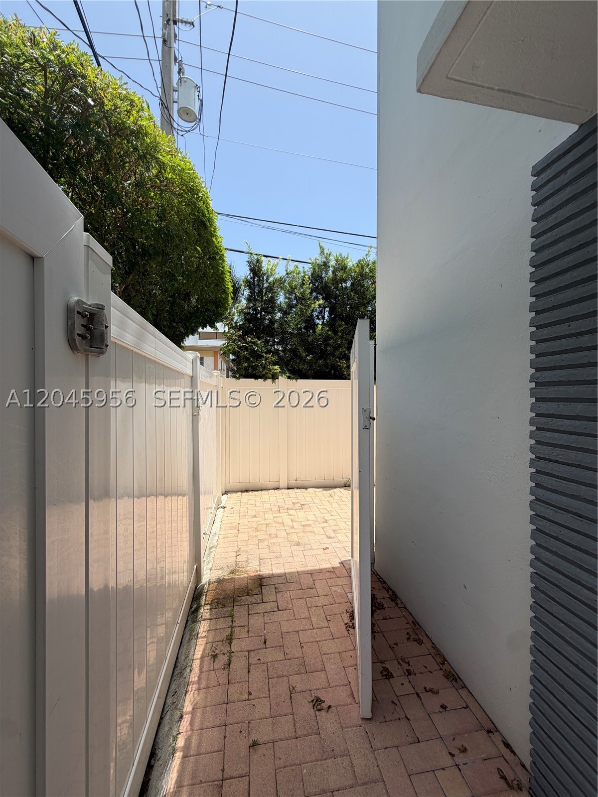 7312 Gary Ave, Miami Beach FL 33141