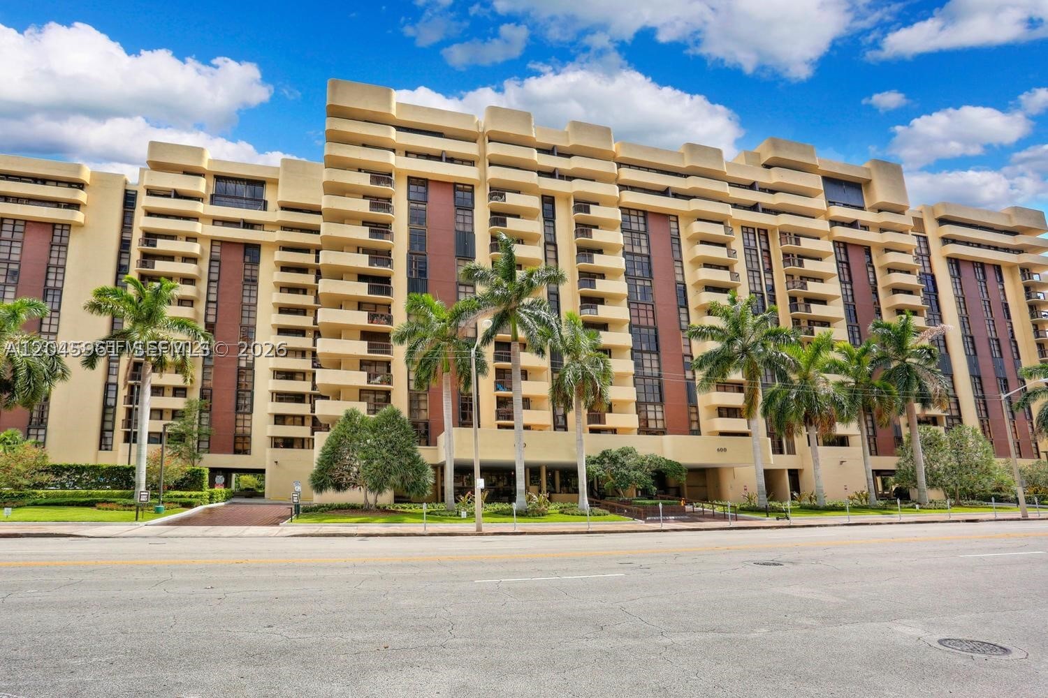 600 Biltmore Way #618, Coral Gables FL 33134