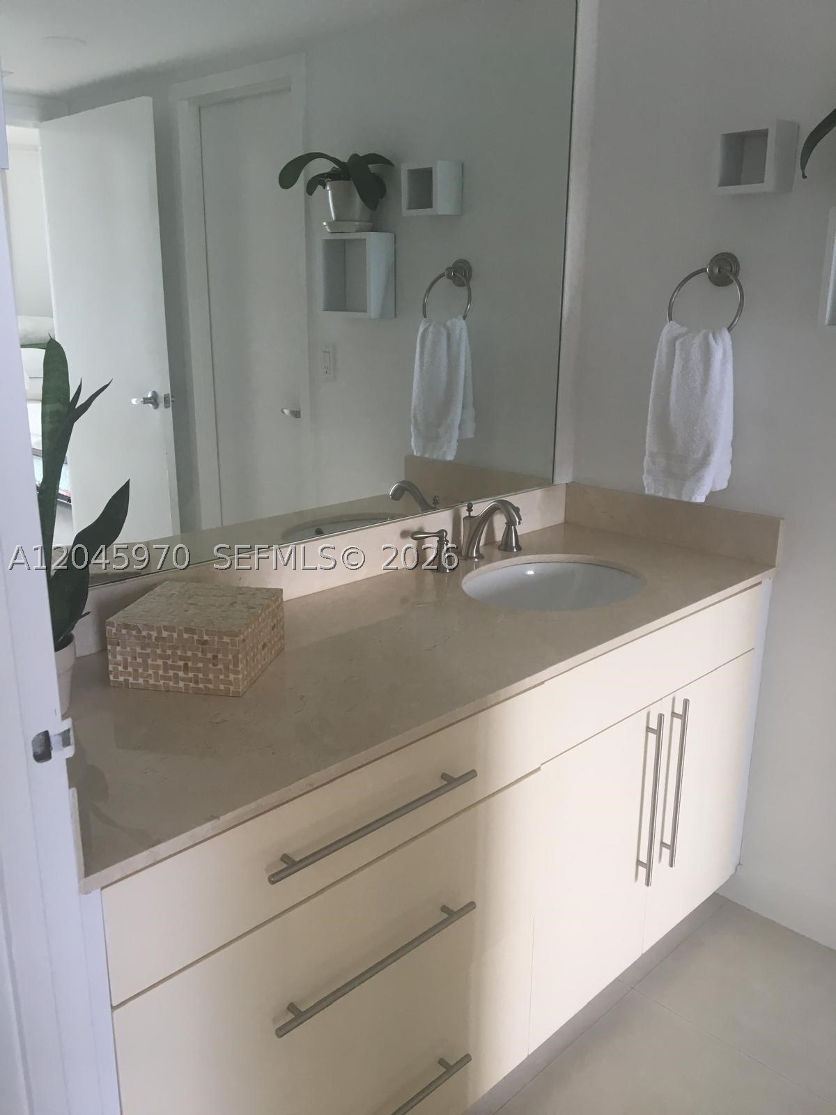 2333 Brickell Ave #PH207, Miami FL 33129