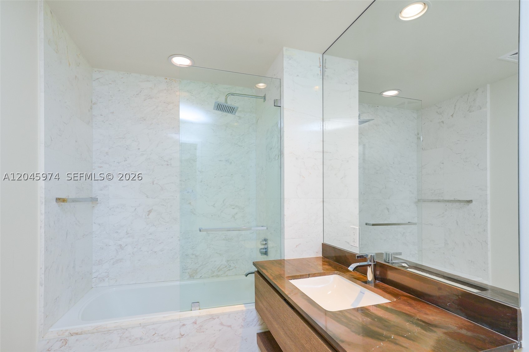 360 Ocean Dr #205S, Key Biscayne FL 33149