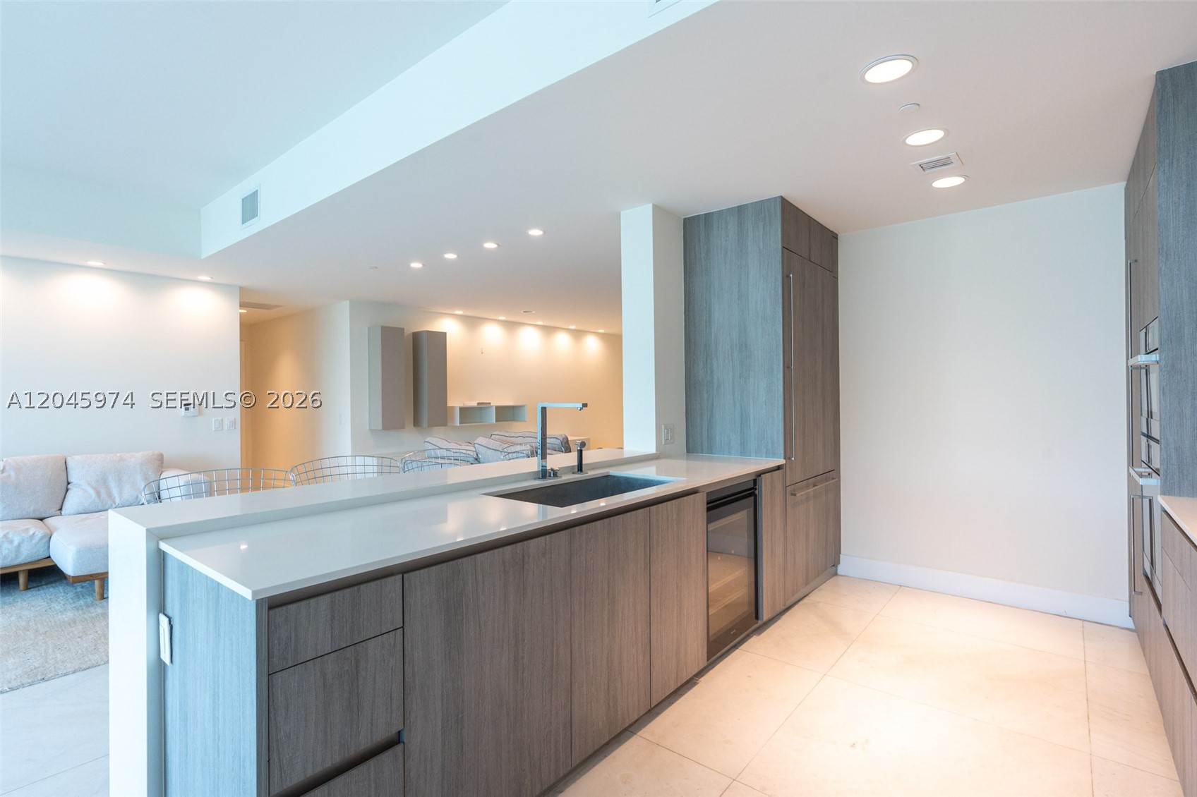 360 Ocean Dr #205S, Key Biscayne FL 33149