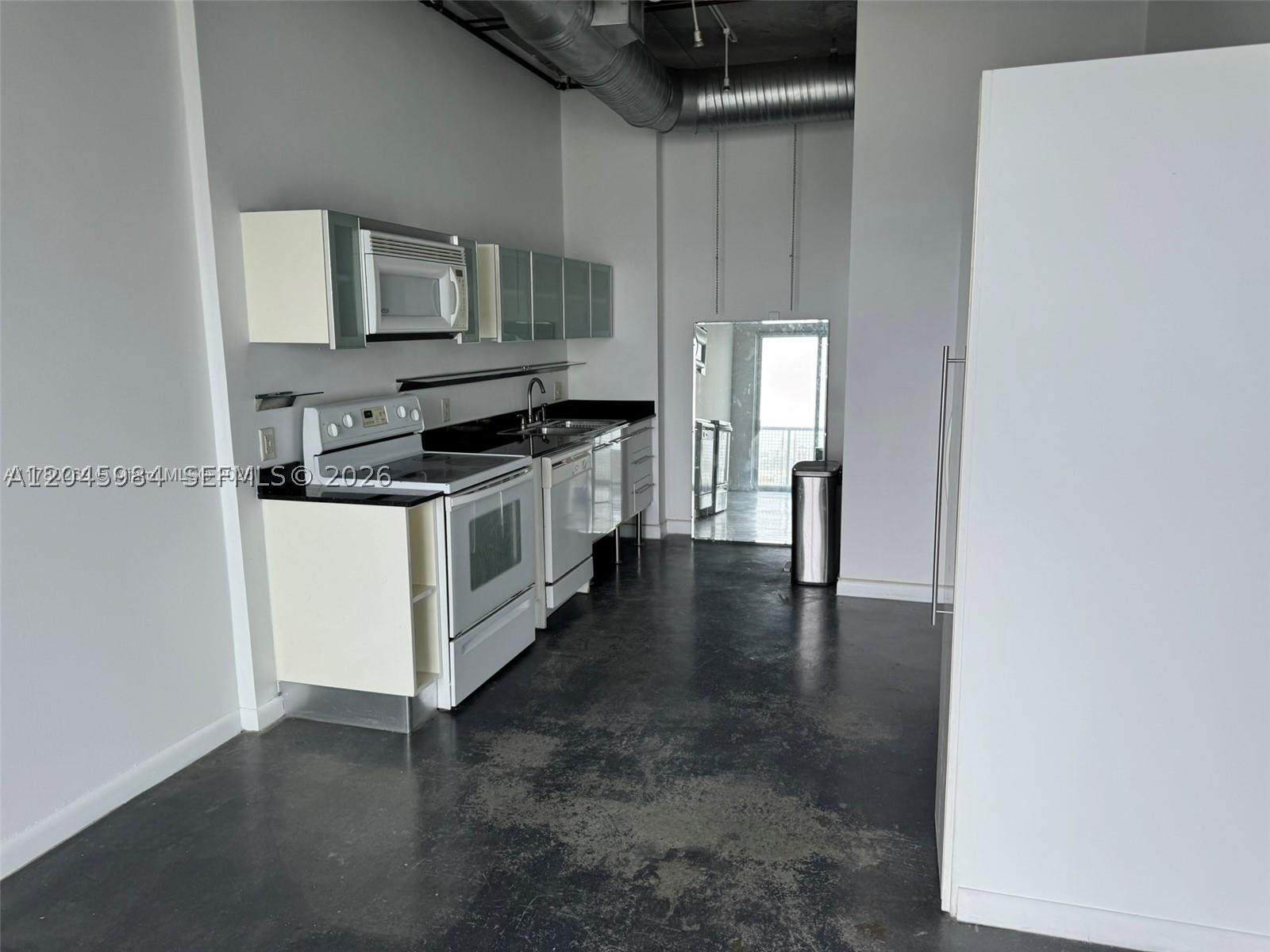 10 SW South River Dr #812, Miami FL 33130