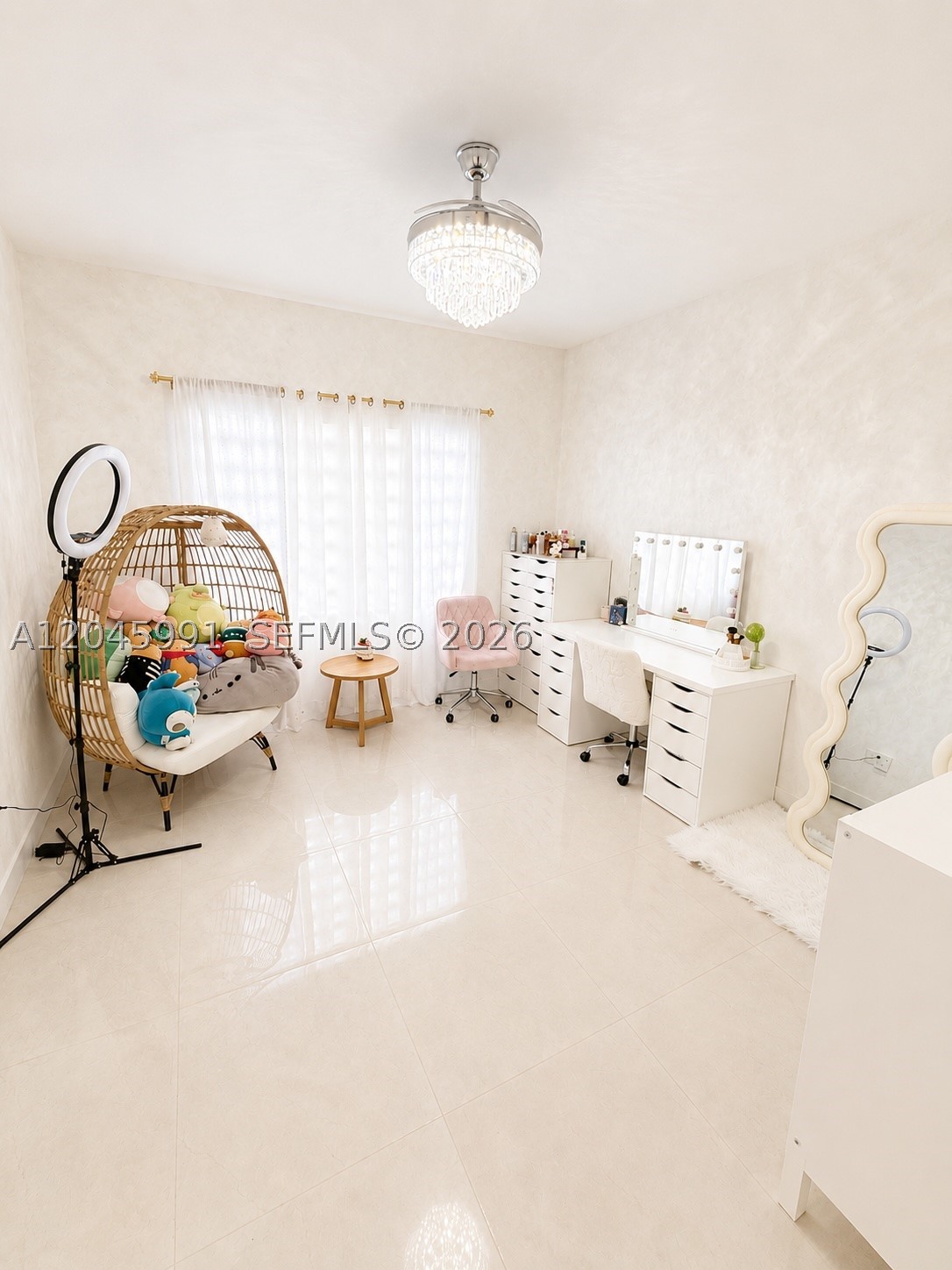 1183 NW 2nd St, Florida City FL 33034