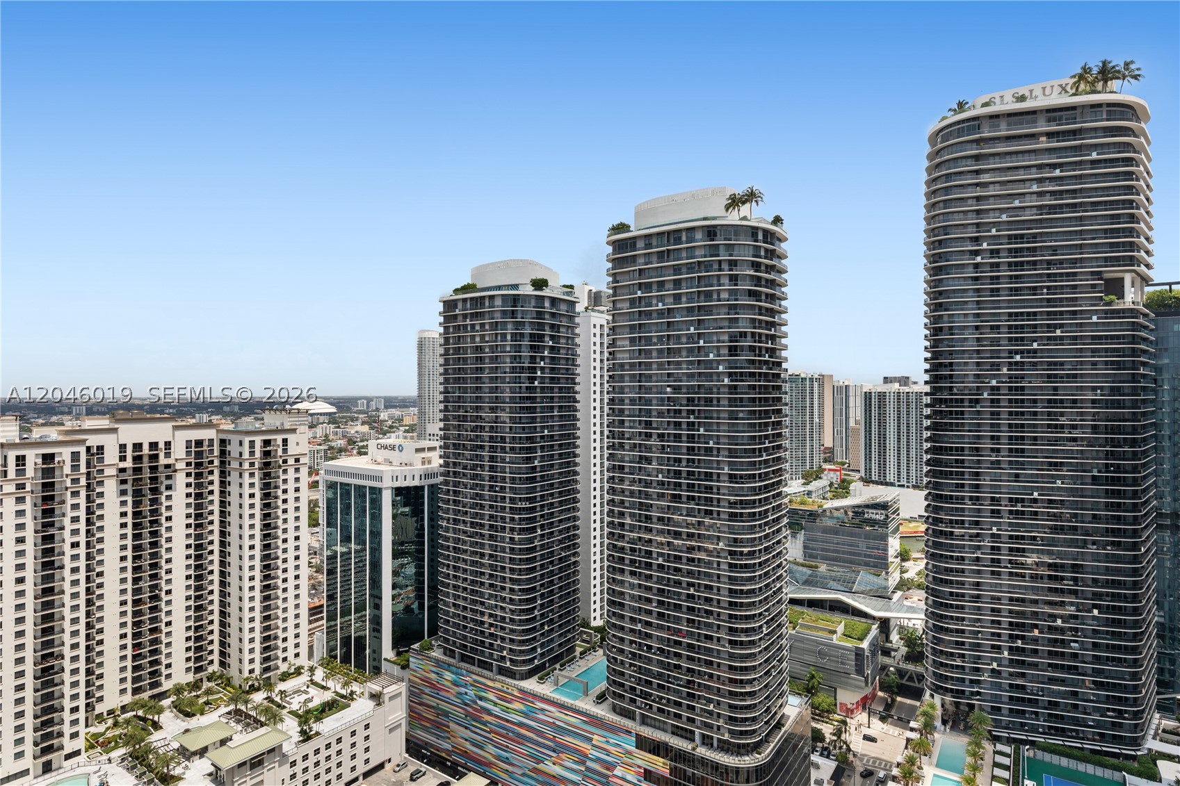 1000 Brickell Plz #4015, Miami FL 33131