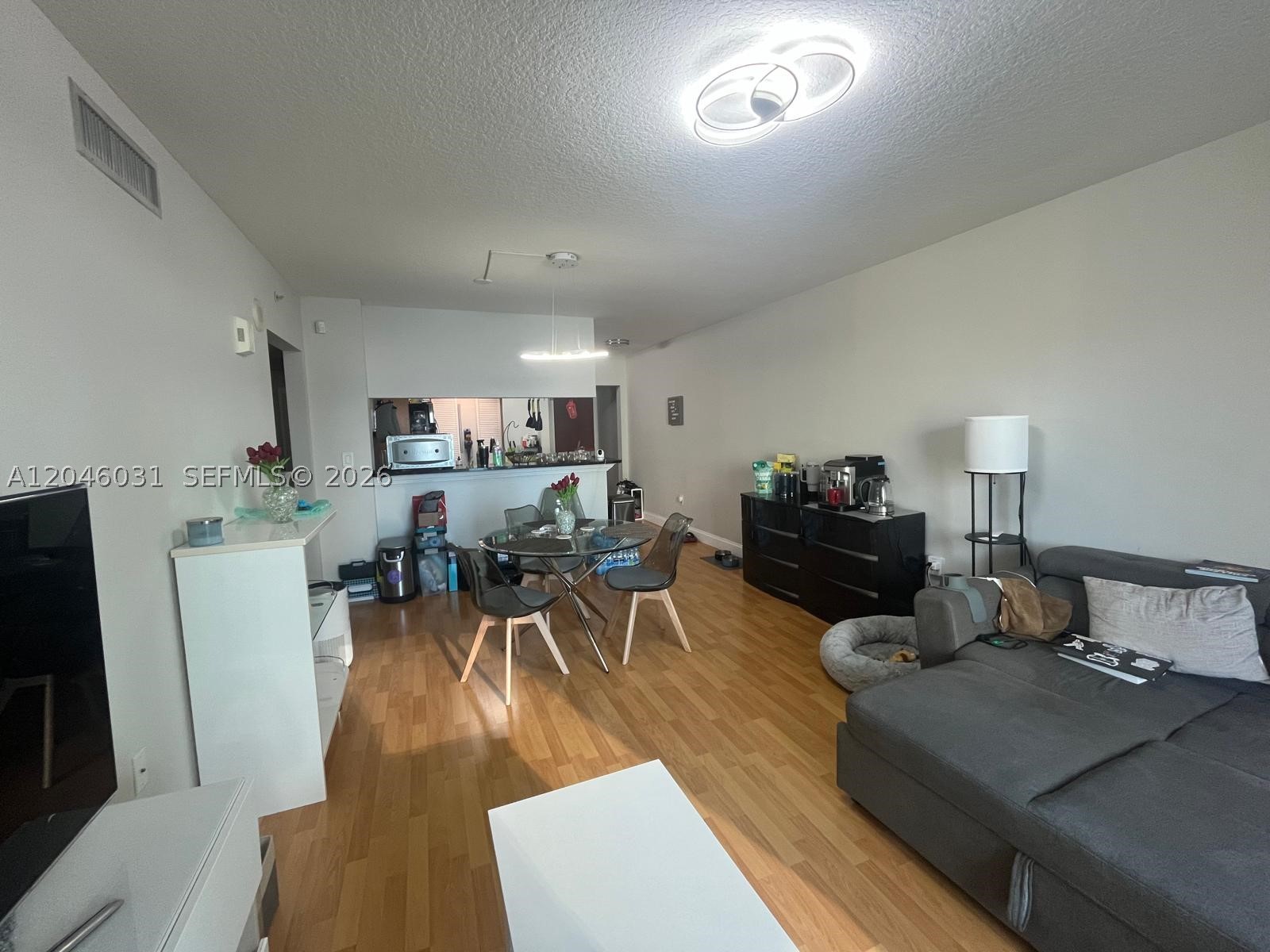 Miami FL 33131 - A12046031