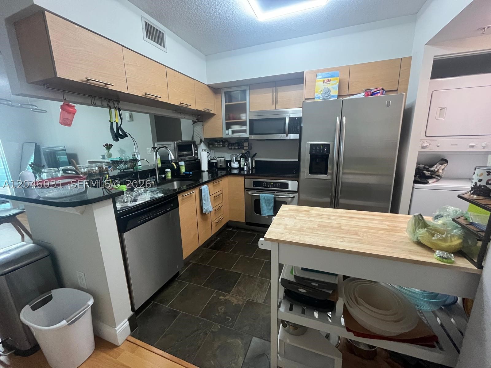Miami FL 33131 - A12046031