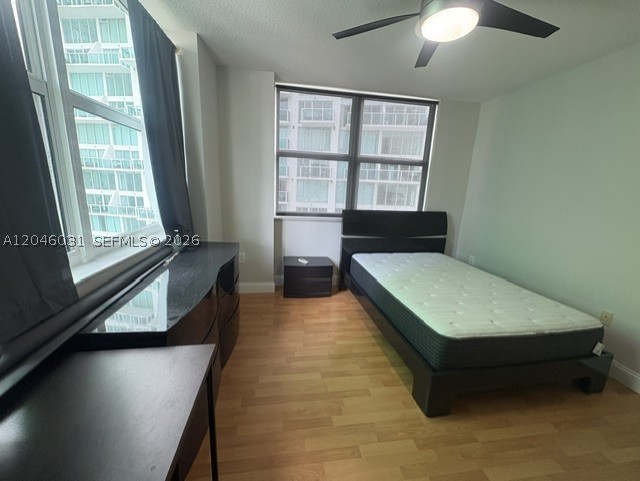 Miami FL 33131 - A12046031