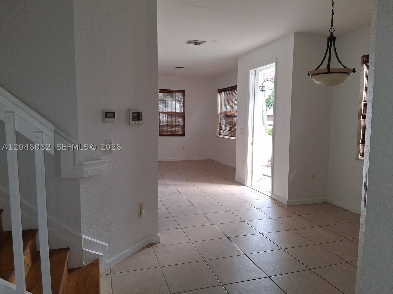 1044 NE 30th Ave, Homestead FL 33033