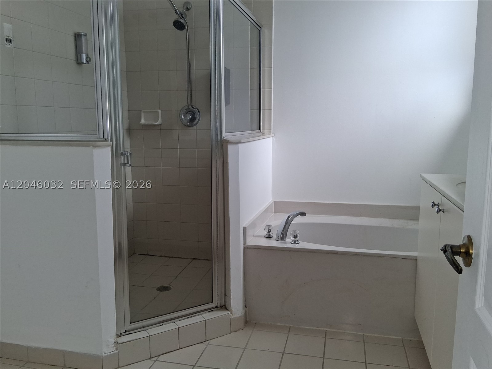 1044 NE 30th Ave, Homestead FL 33033