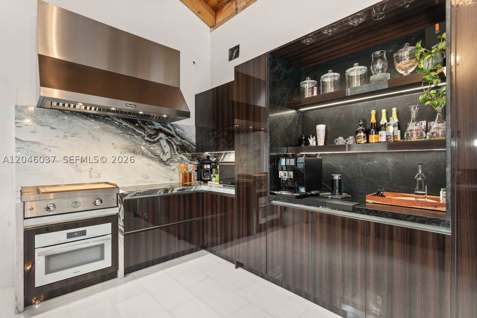 6350 Pinetree Dr, Miami Beach FL 33141