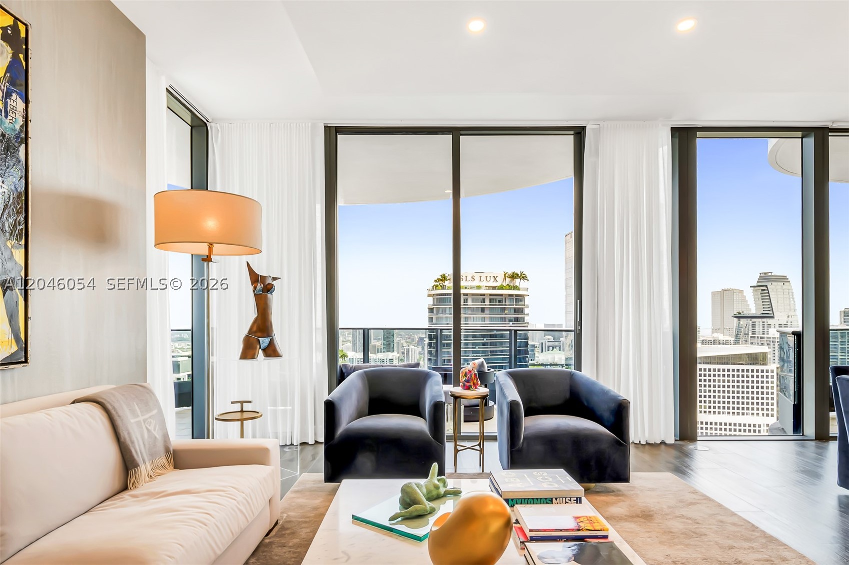 1000 Brickell Plz #PH5807, Miami FL 33131