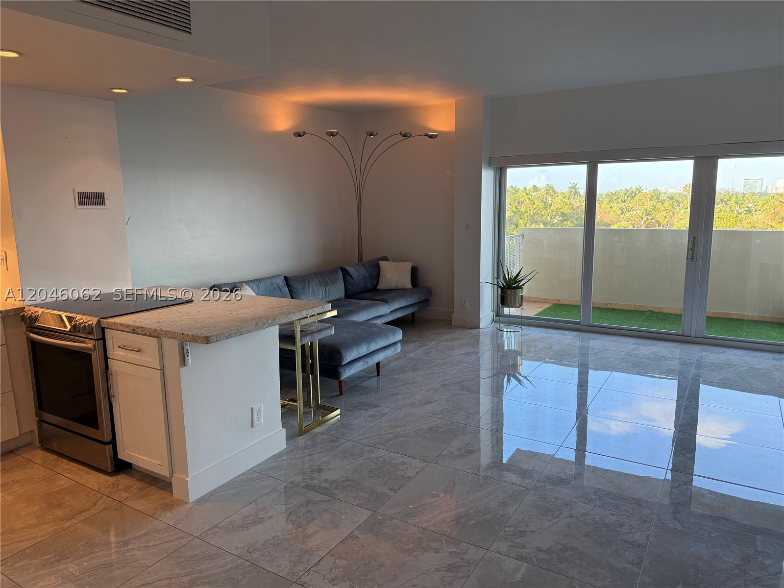 880 NE 69th St #5Q, Miami FL 33138