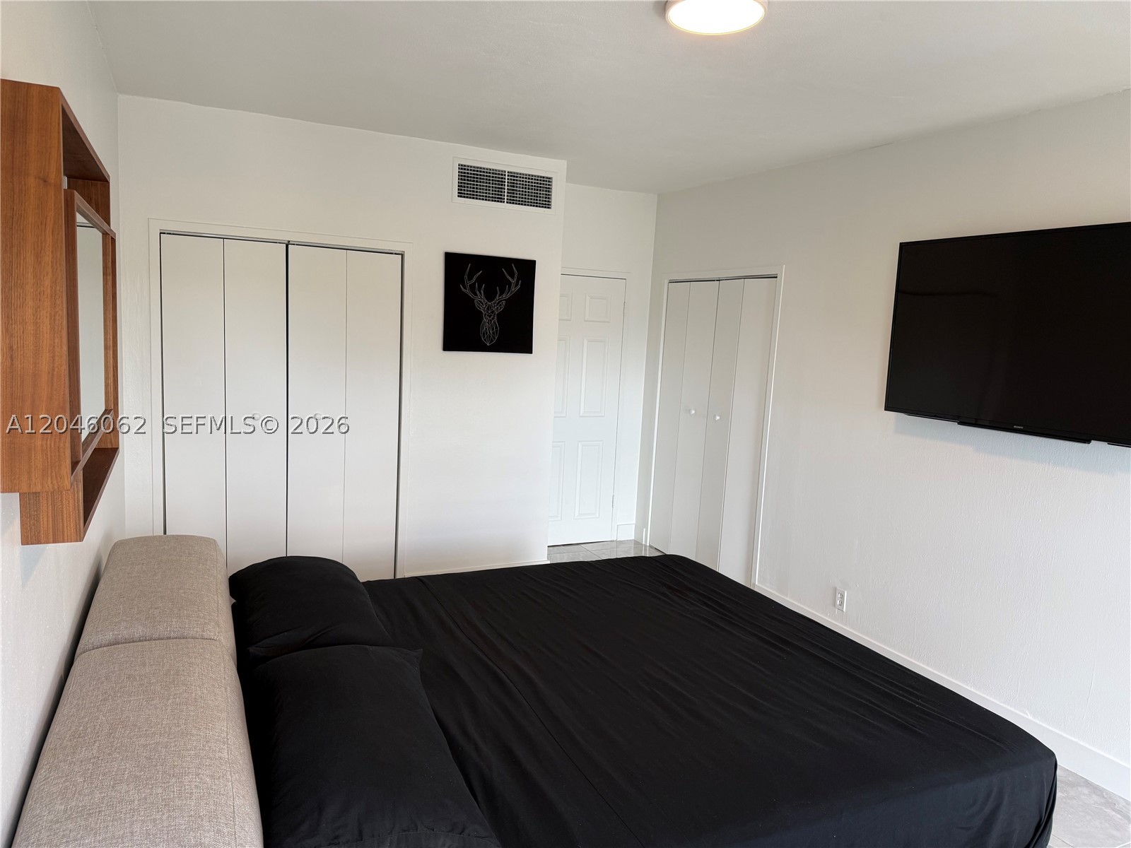 880 NE 69th St #5Q, Miami FL 33138
