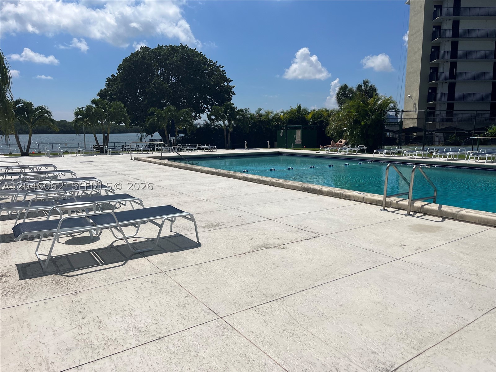 880 NE 69th St #5Q, Miami FL 33138