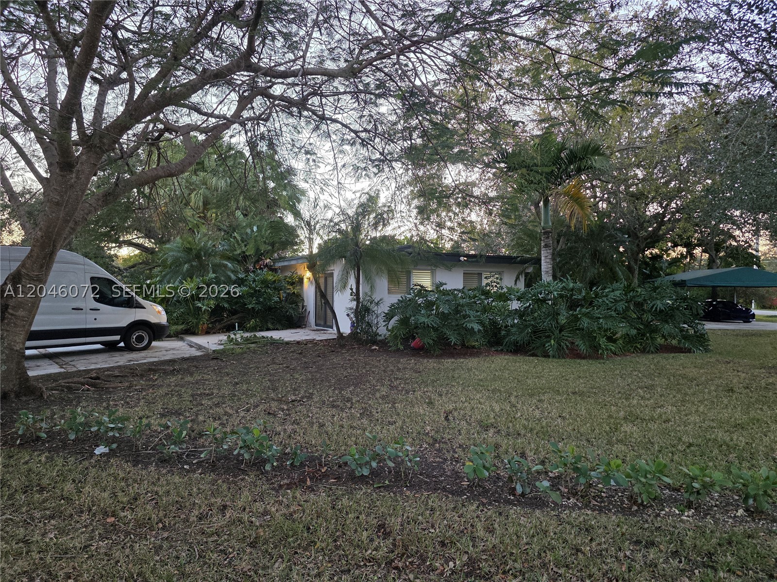 9860 SW 140th St, Miami FL 33176