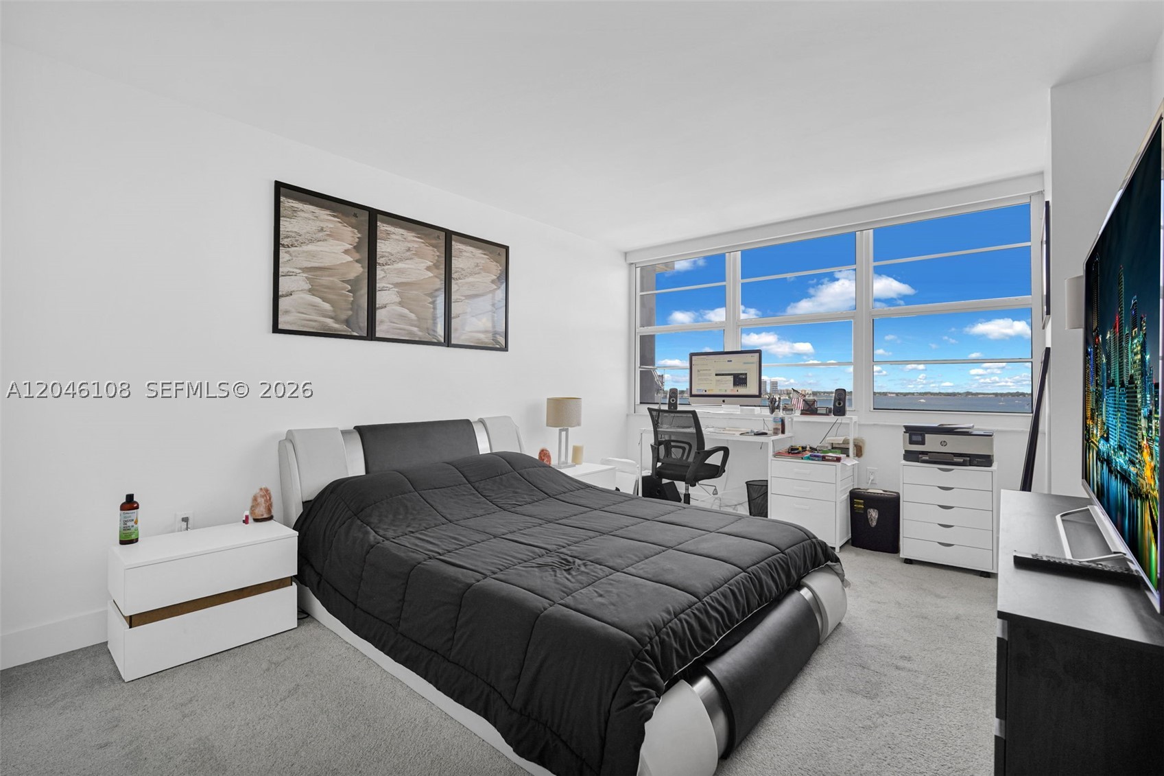 2016 Bay Dr #808, Miami Beach FL 33141
