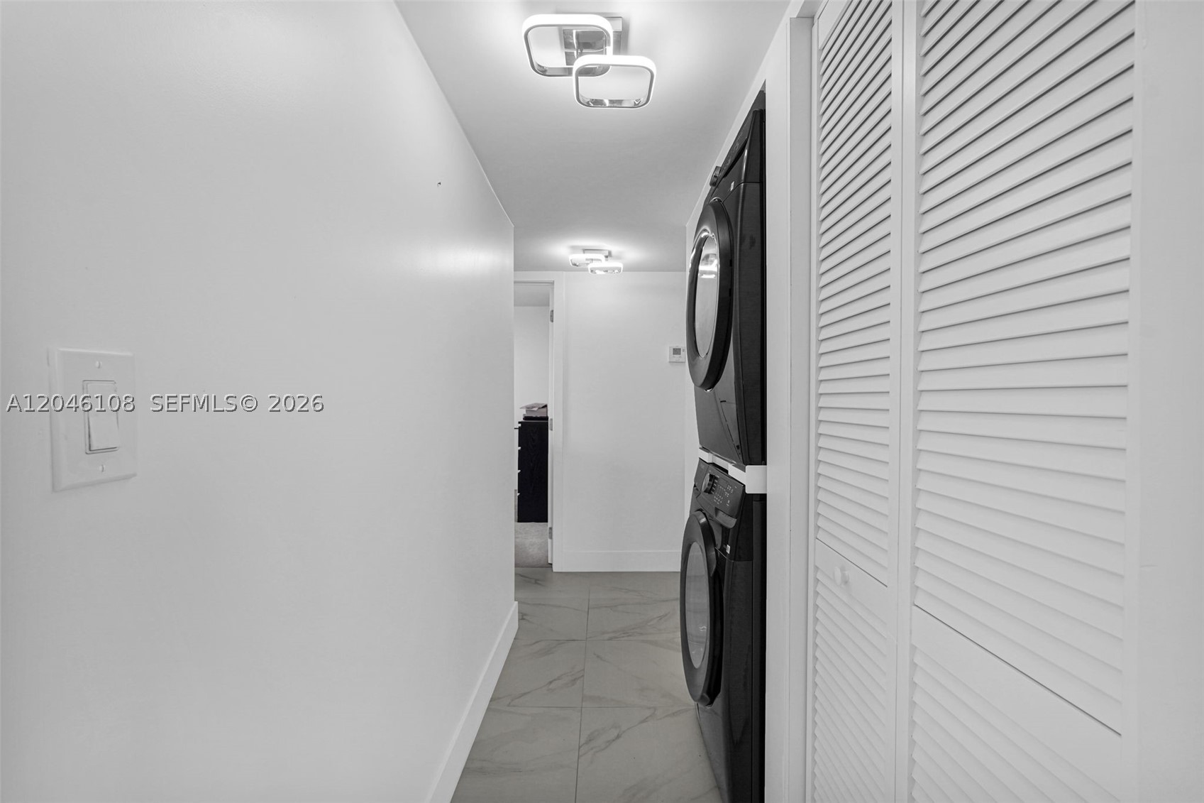 2016 Bay Dr #808, Miami Beach FL 33141
