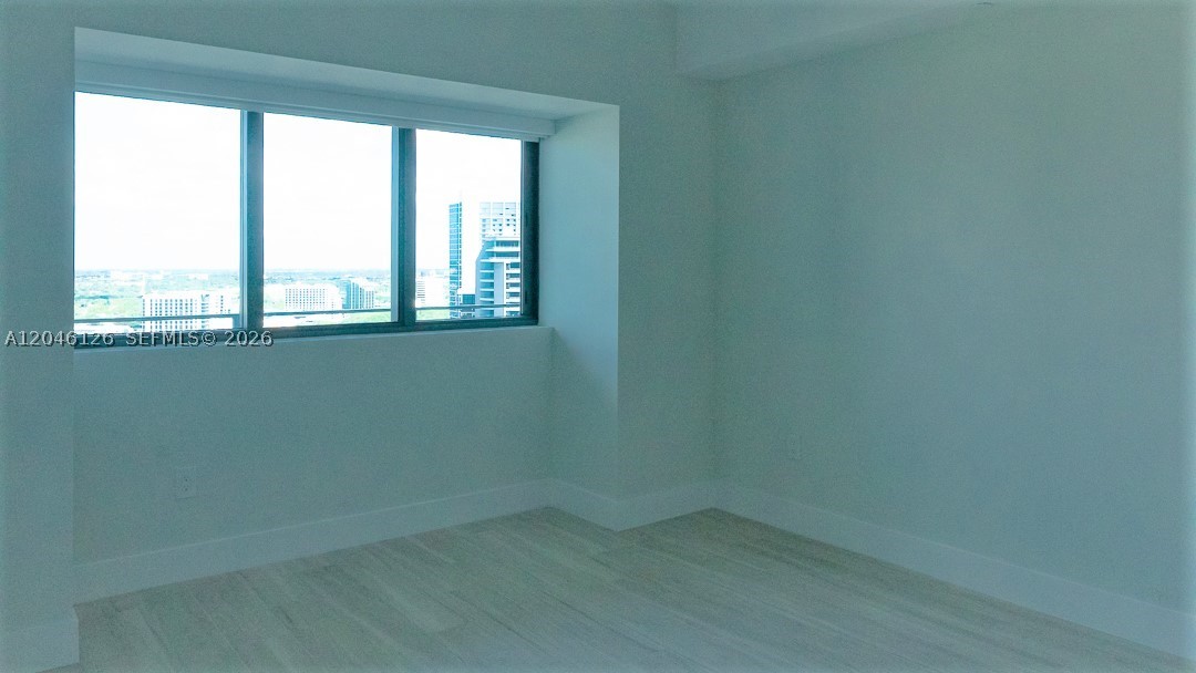 650 NE 32nd St #2102, Miami FL 33137
