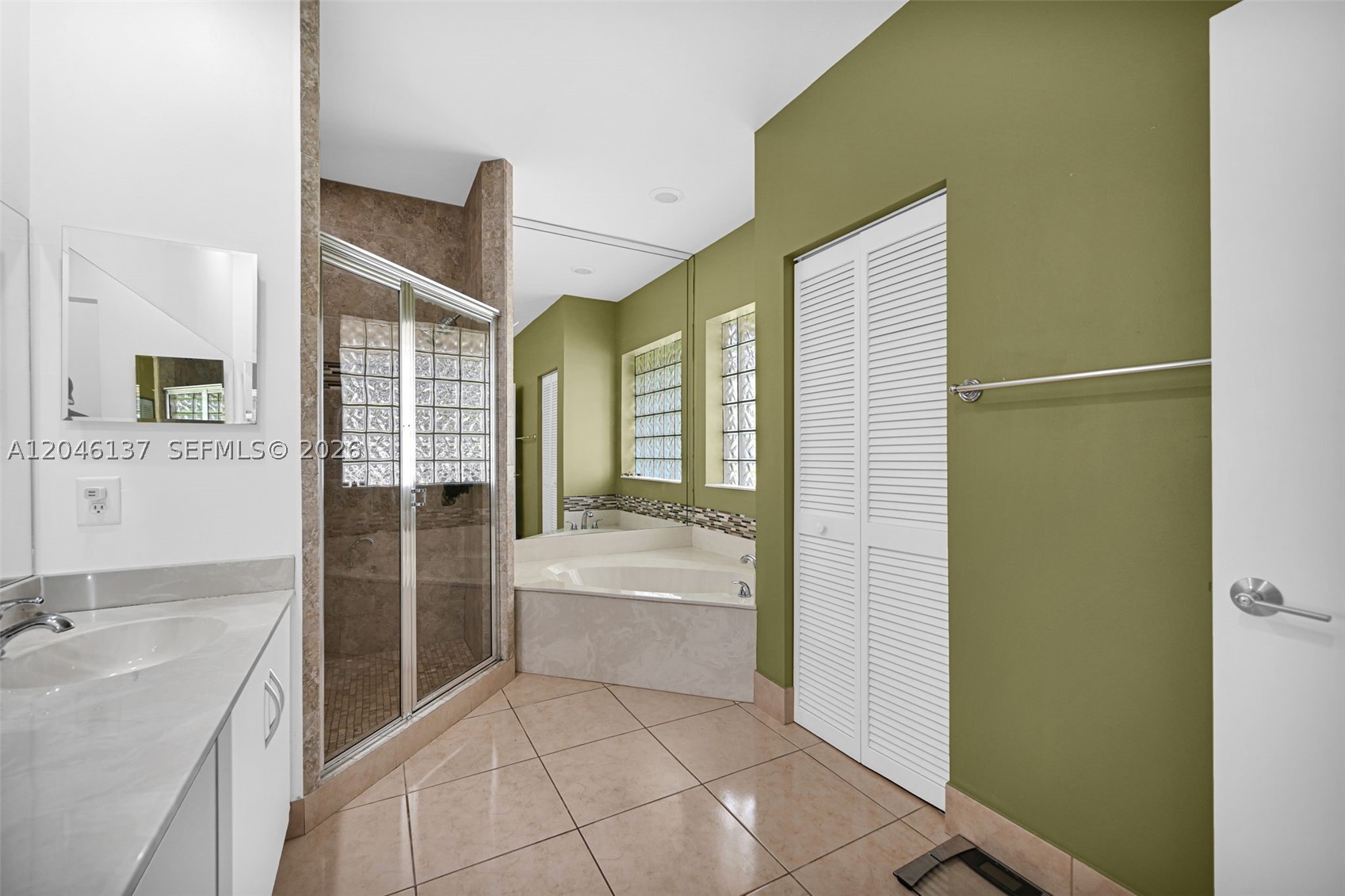 16379 Malibu Dr #50, Weston FL 33326