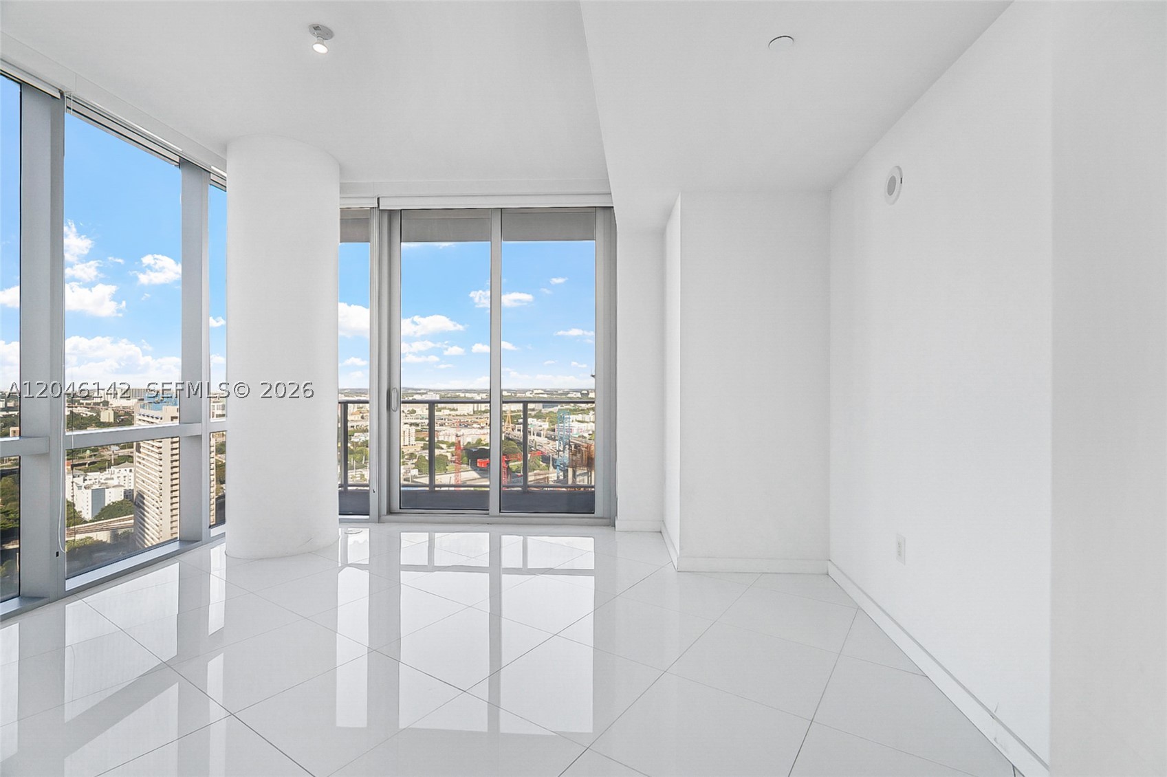 851 NE 1st Ave #2802, Miami FL 33132