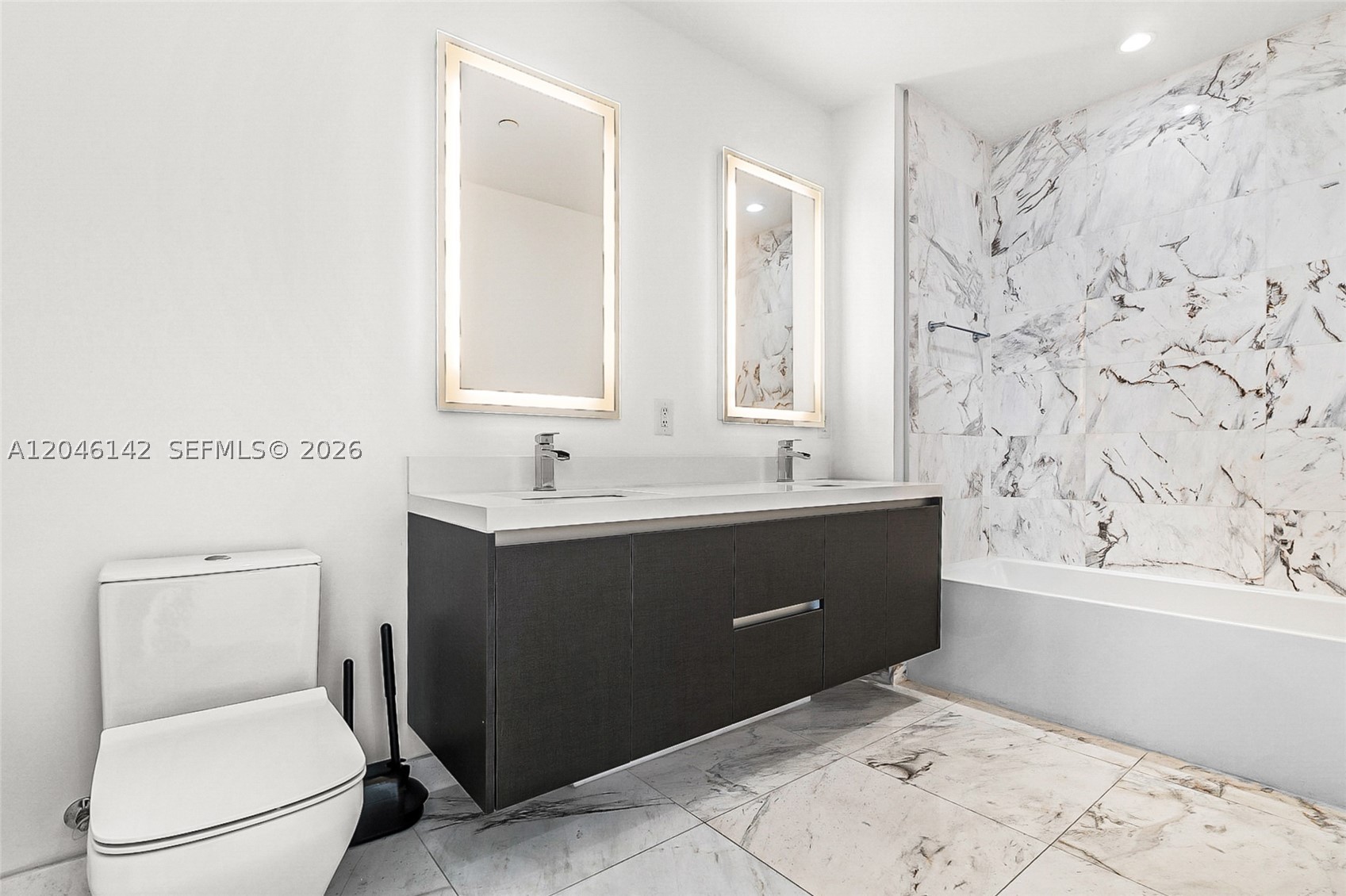 851 NE 1st Ave #2802, Miami FL 33132