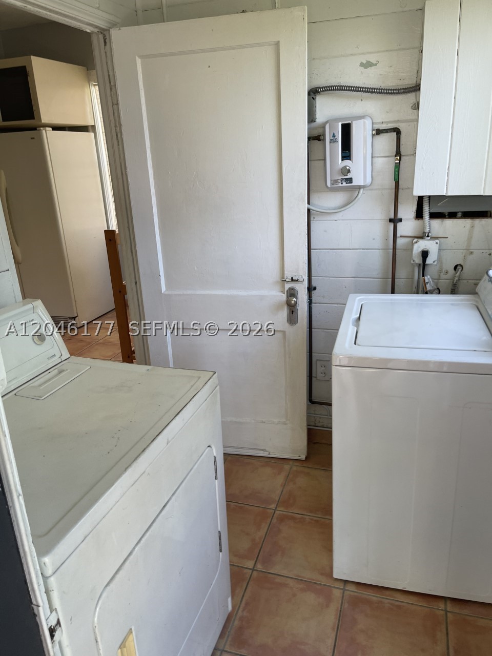3665 SW 15th St, Miami FL 33145