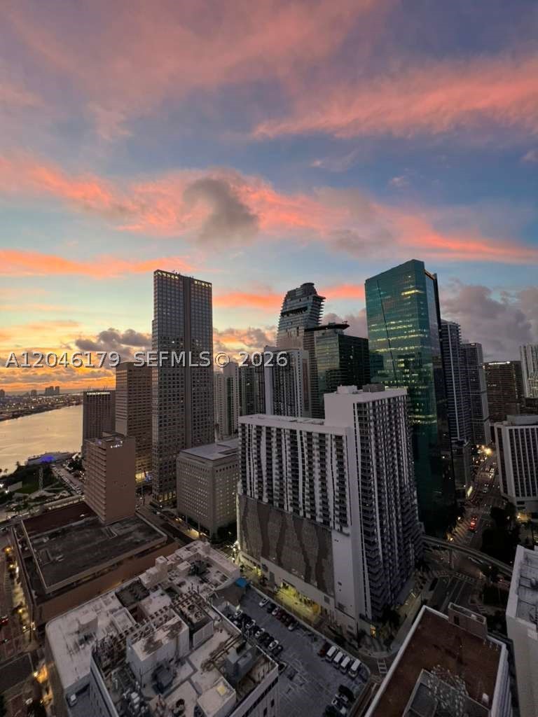 151 SE 1st St #PH07, Miami FL 33131