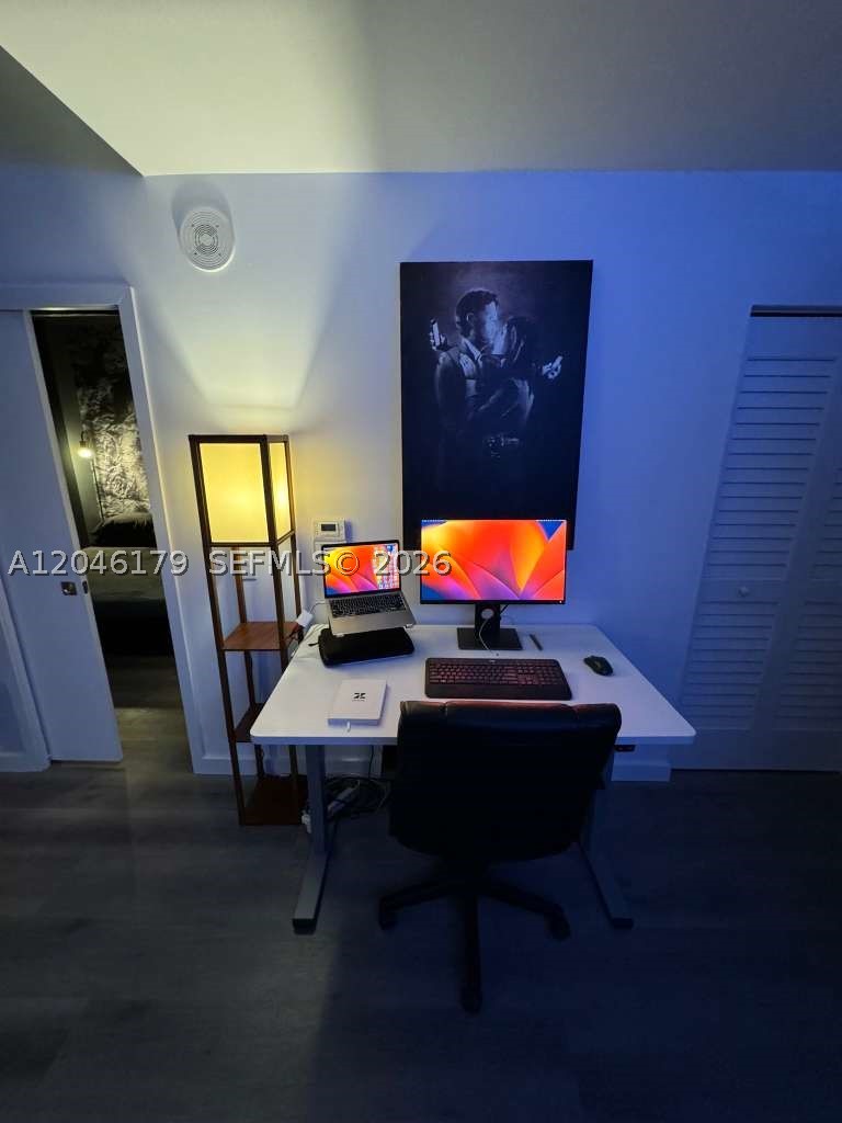 151 SE 1st St #PH07, Miami FL 33131