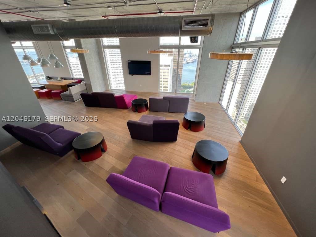 151 SE 1st St #PH07, Miami FL 33131