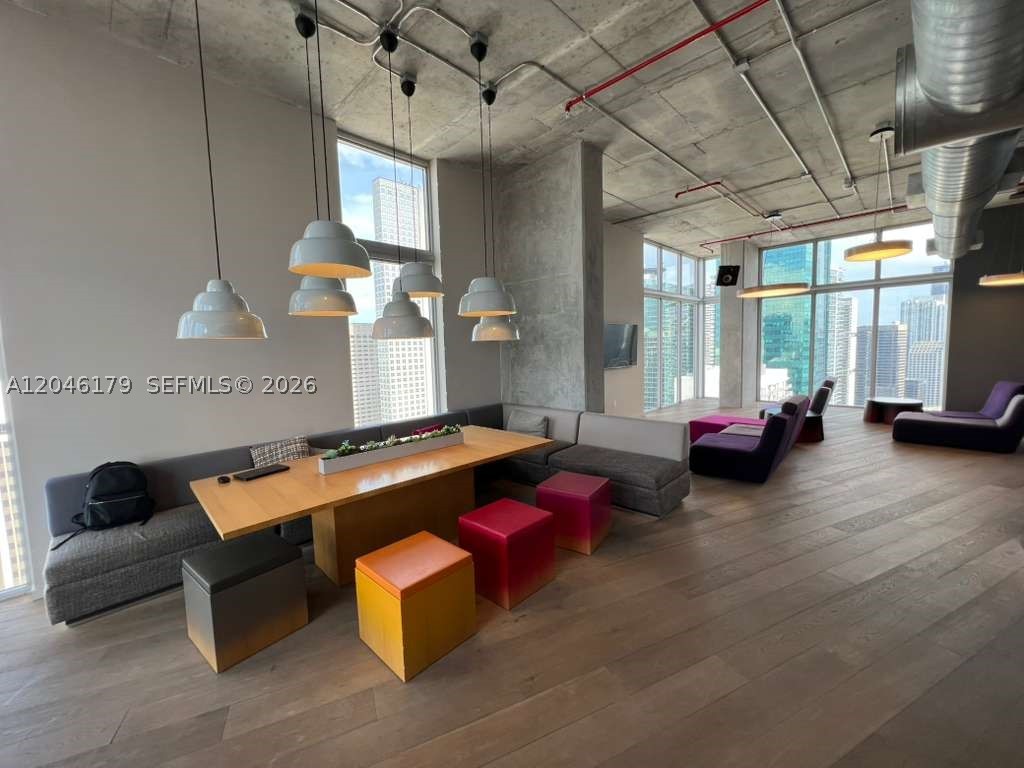 151 SE 1st St #PH07, Miami FL 33131
