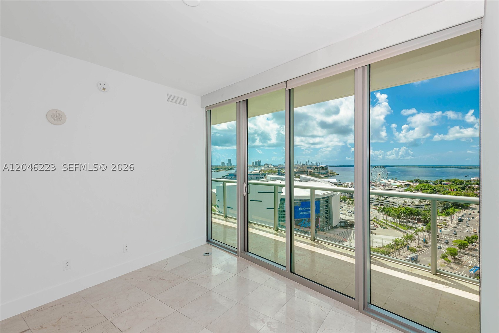 888 Biscayne Blvd #2002, Miami FL 33132