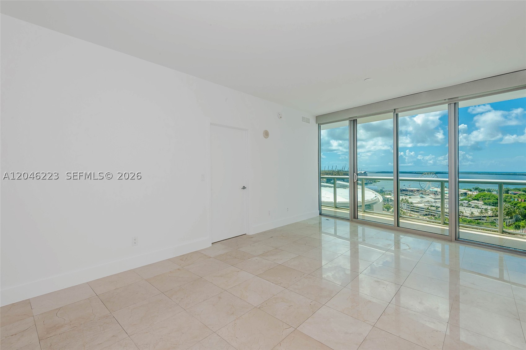888 Biscayne Blvd #2002, Miami FL 33132