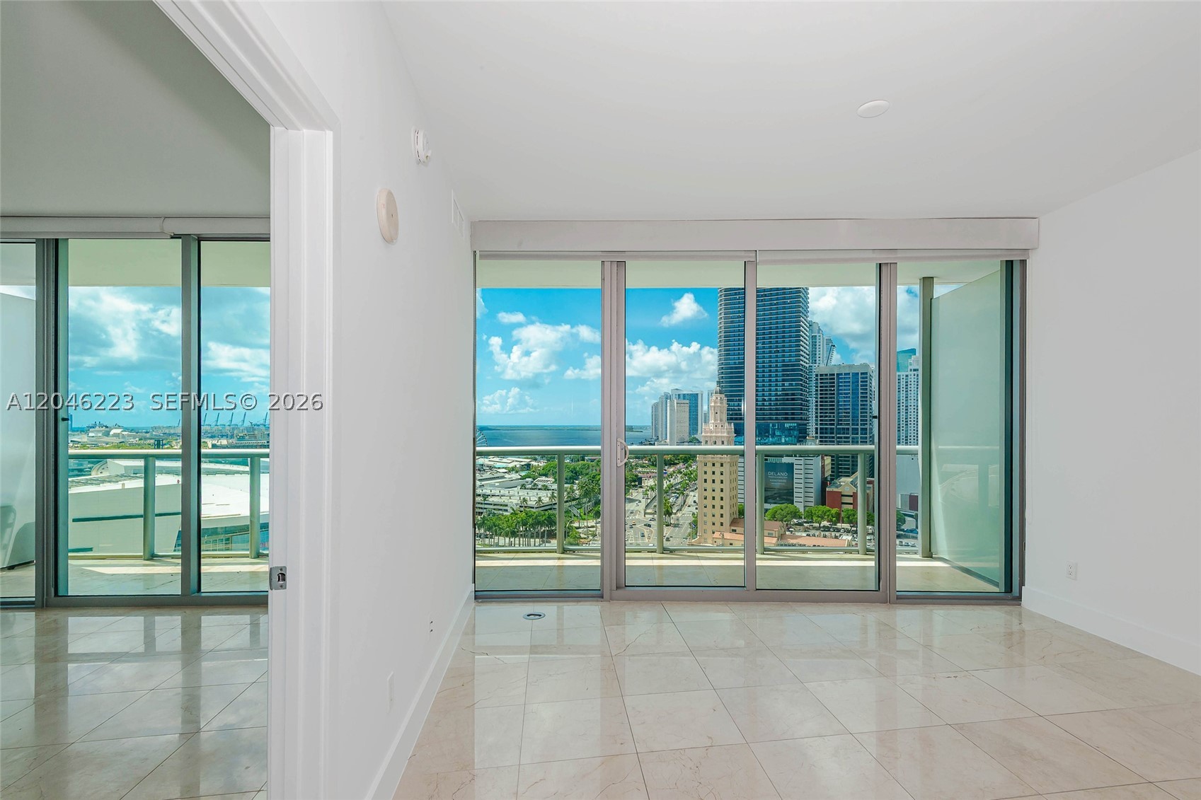 888 Biscayne Blvd #2002, Miami FL 33132