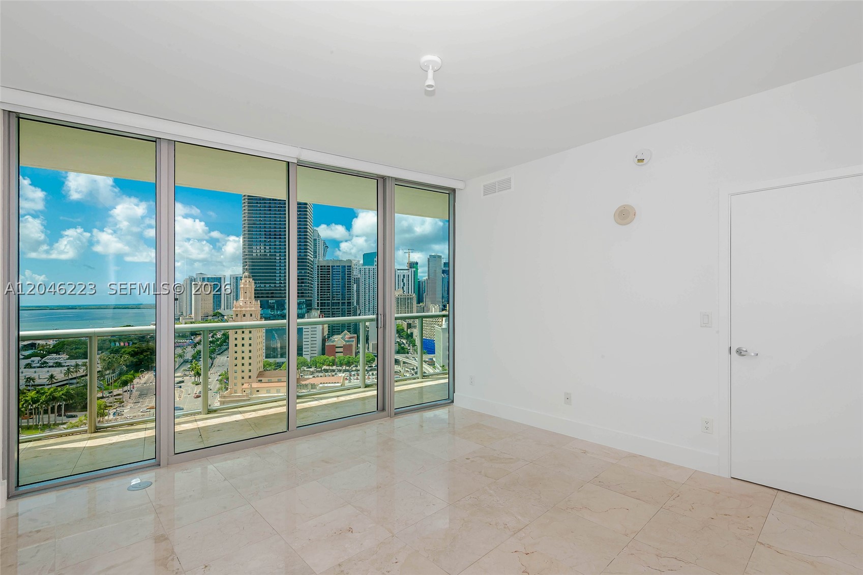 888 Biscayne Blvd #2002, Miami FL 33132