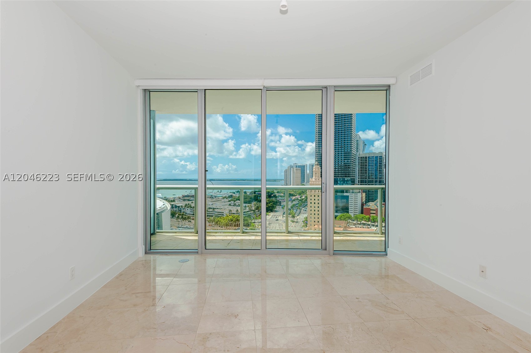 888 Biscayne Blvd #2002, Miami FL 33132