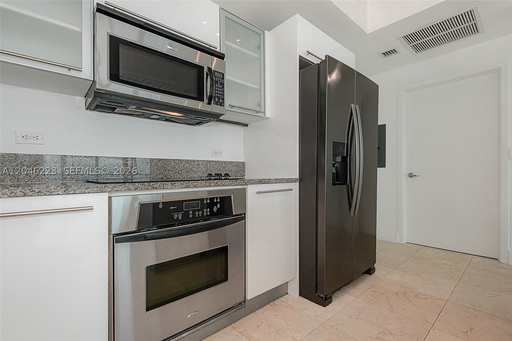 888 Biscayne Blvd #2002, Miami FL 33132
