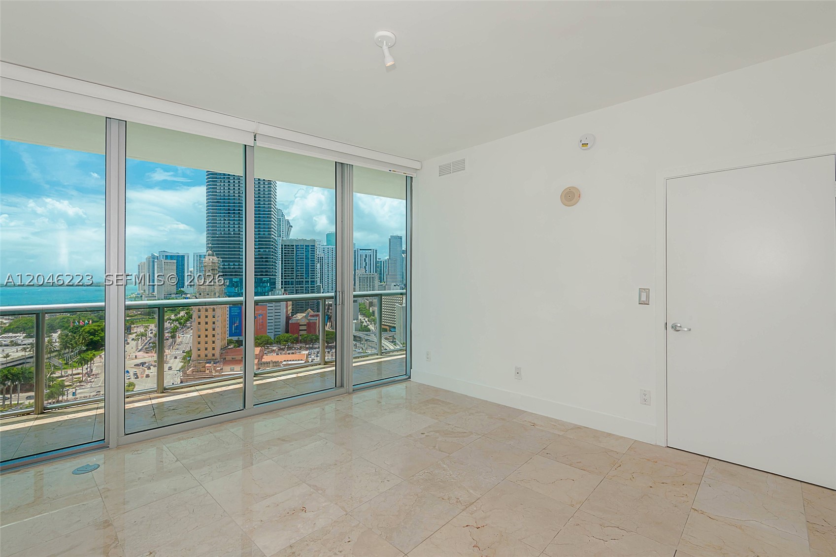 888 Biscayne Blvd #2002, Miami FL 33132