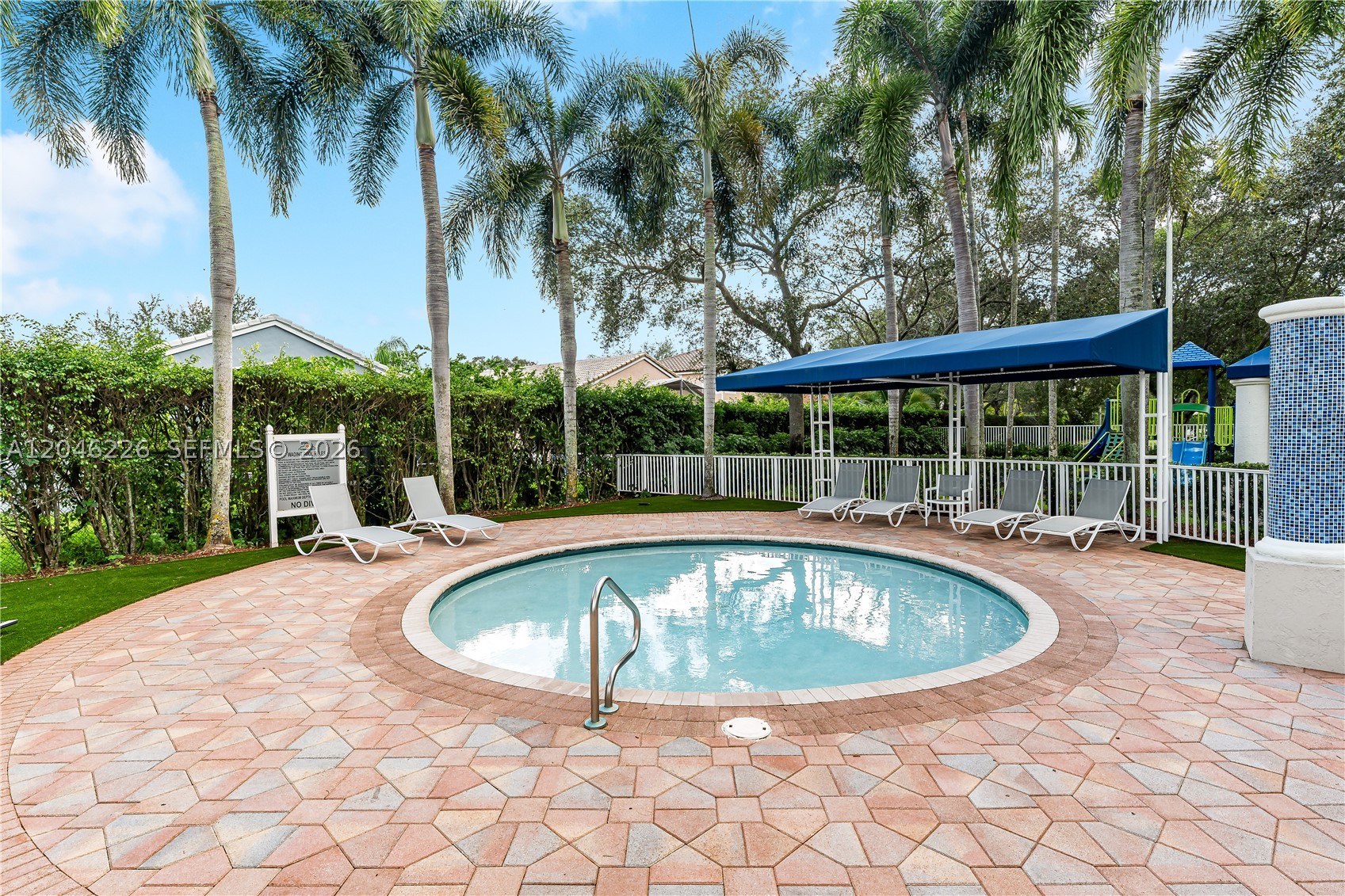 14275 NW 18th Pl, Pembroke Pines FL 33028