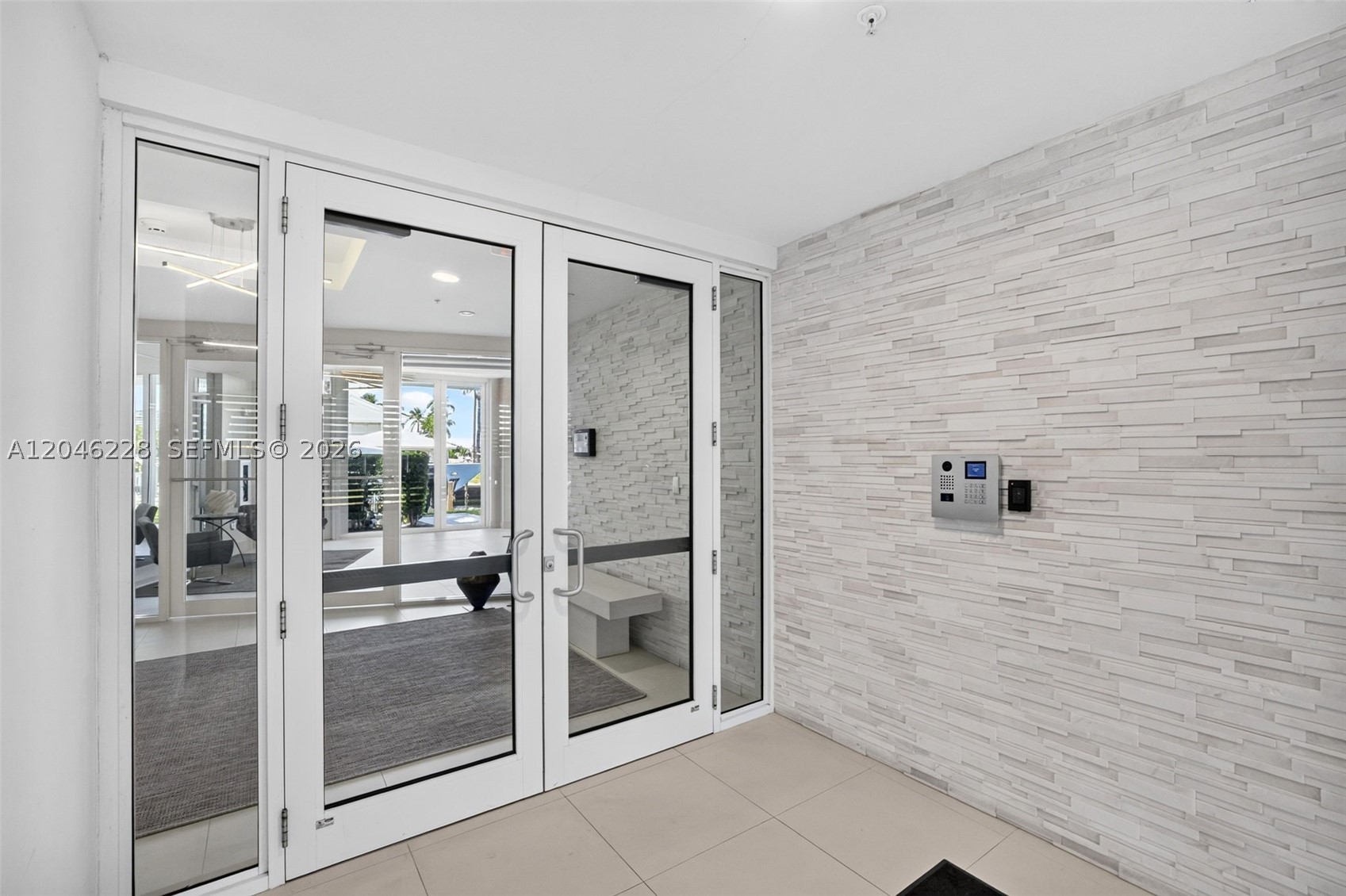 2895 NE 33rd Ct #3A, Fort Lauderdale FL 33306