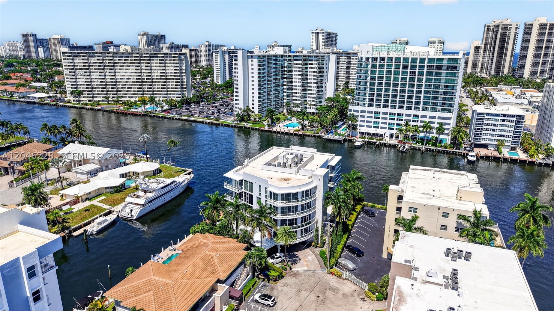 2895 NE 33rd Ct #3A, Fort Lauderdale FL 33306