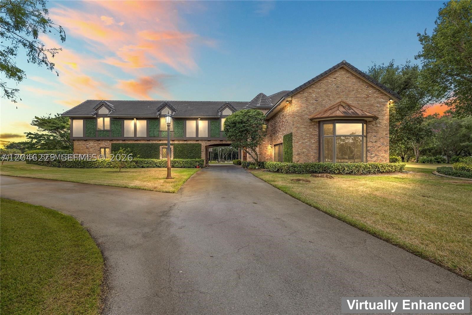 8705 Surrey Ln, Boca Raton FL 33496