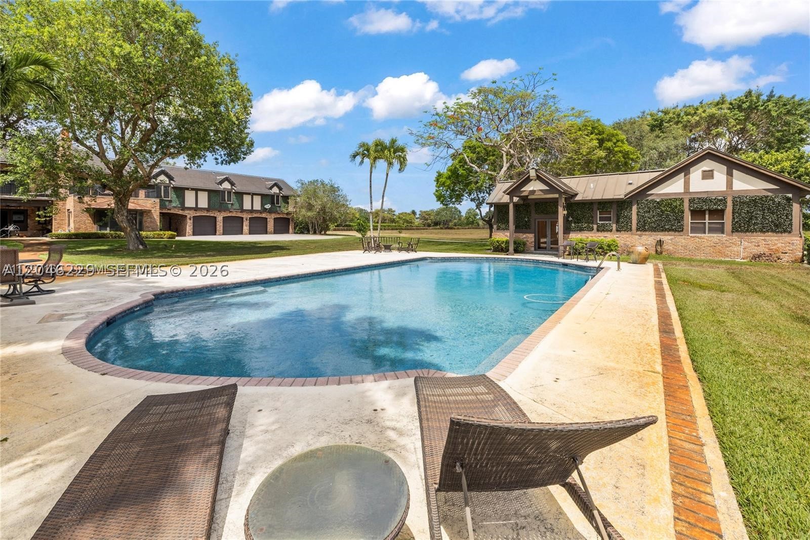 8705 Surrey Ln, Boca Raton FL 33496